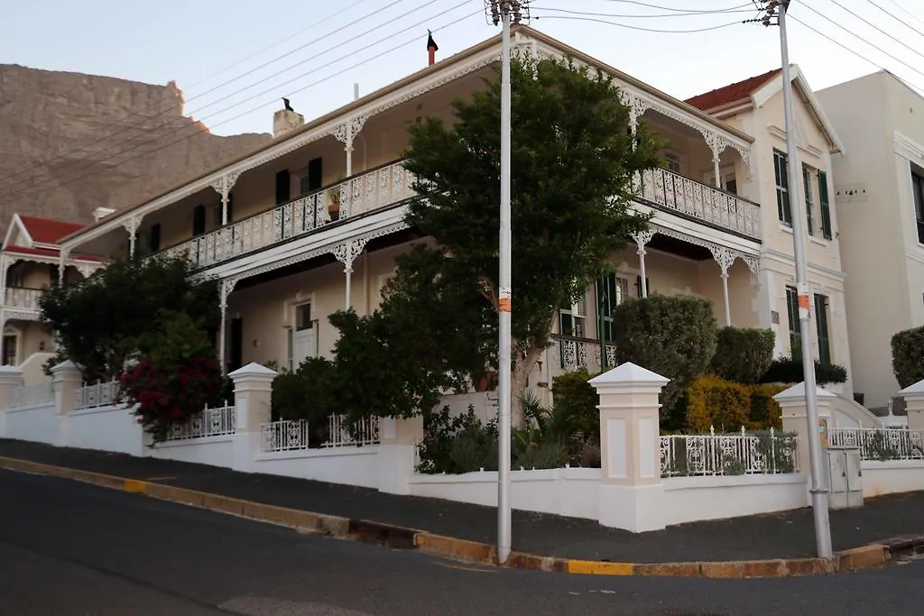 Guesthouse One Belvedere (Adults Only) Cape Town 4*,